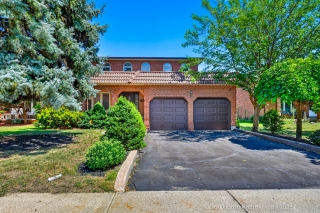 8540 Citrus Wynd, West Vancouver, BC V7W 3H1